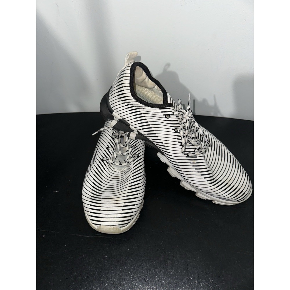 Meinianguan Athletic Shoes Men's White and Black Striped Size 11 Eur/44